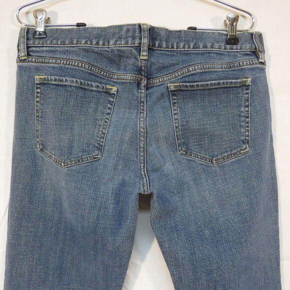 Old Navy Ultra Low Waist Boot-Cut Stretch‎ Jeans Size 8 Short - Picture 1 of 3